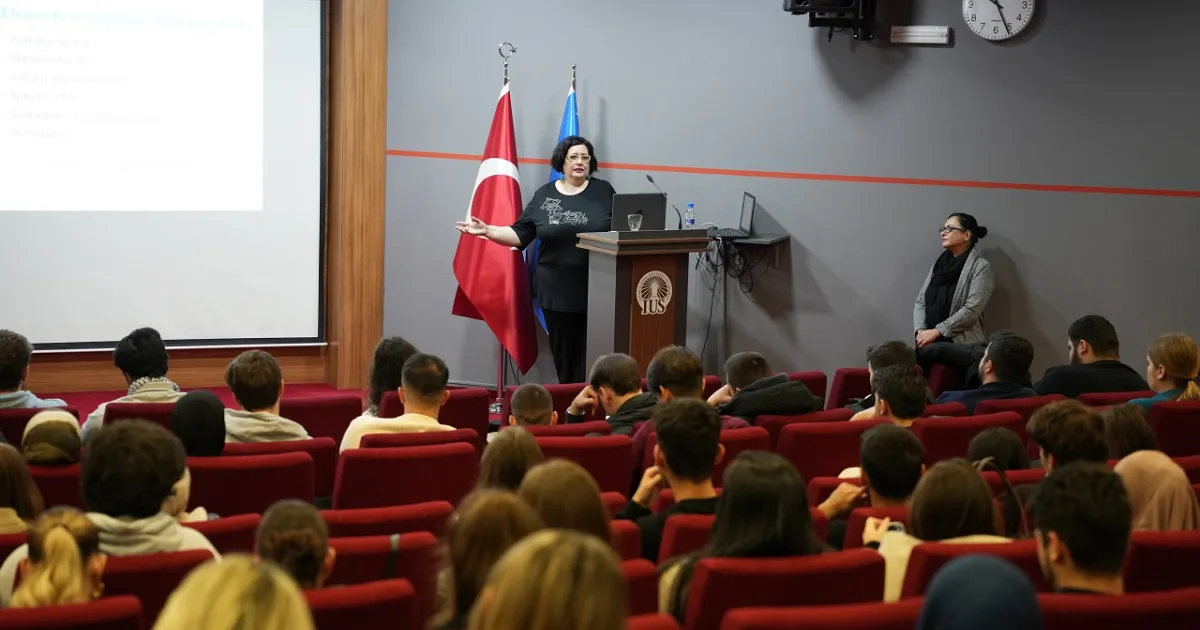 The Role of Organizational Structure and Design 