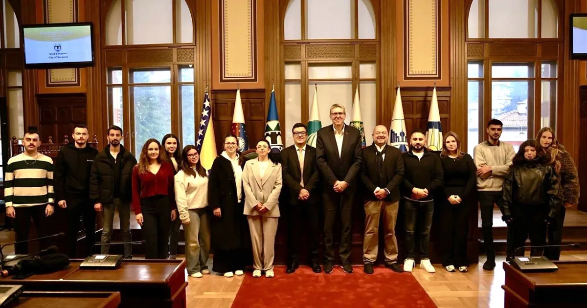 FLW Students at Sarajevo City Hall
