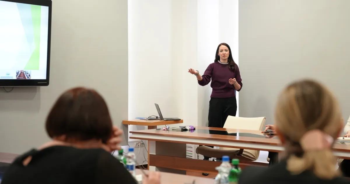 FENS Holds First Advisory Board Meeting