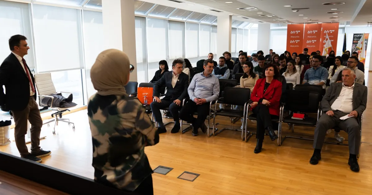 IUS students visit BH Telecom